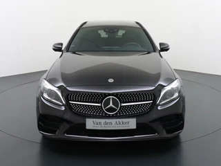 Mercedes-Benz C-Klasse Mercedes-Benz C-Klasse Estate 300e AMG // Burmester // Panoramadak // Distronic // MultiBeam LED // 360 Camera // Carplay // Night pakket - afbeelding nr 34