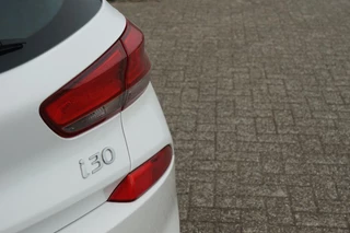 Hyundai i30 Hyundai I30 1.0 T-GDI Comfort Plus - Atlas White - Nav/PDC/LMV/Carplay - afbeelding nr 36