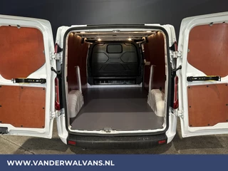 Ford Transit Custom Ford Transit Custom 2.0 TDCI 130 pk L2H1 Euro6 Airco | LED | Cruisecontrol | Verwarmde voorruit | Parkeersensoren Bijrijdersbank, 2800kg trekvermogen - afbeelding nr 3