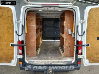 Volkswagen Crafter Volkswagen Crafter 140pk Automaat L3H2 Trekhaak Airco Cruise Imperiaal Euro6 L2H1 11m3 Airco Trekhaak Cruise control - afbeelding nr 3