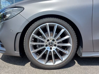 Mercedes-Benz B-Klasse Mercedes-Benz B-Klasse 180 136pk Automaat Launch Edition Premium Plus AMG-Line | Navi | Clima | Cruise | Led Matrix | Keyless Entry | Panorama Schuifdak | Pdc V+A+Assist+Camera | Privacy Glass | 19''lm - afbeelding nr 38