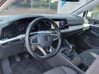 Volkswagen Golf 1.5 TSI 131pk 1st Edition | Origineel NL | Navi | Apple Carplay+Android Auto | Clima | Adap.Cruise | Led Koplampen | Stoel+Stuurwielverwarming | Rijstrook+Licht+Regensensor | Privacy Glass - afbeelding nr 8