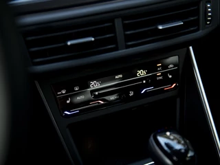 Volkswagen Polo Volkswagen Polo 1.0TSi 116pk DSG Style | LED Matrix | ACC | IQ Drive Travel Assist | Apple Carplay & Android Auto | Stoelverwarming - afbeelding nr 32