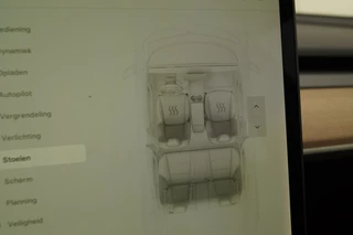 Tesla Model 3 - afbeelding nr 20