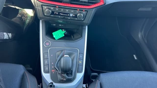 SEAT Arona | Full LED | Keyless | ParkAssist + Camera | App-Connect | Armsteun vóór | Black Pack | Wireless Charge - afbeelding nr 16