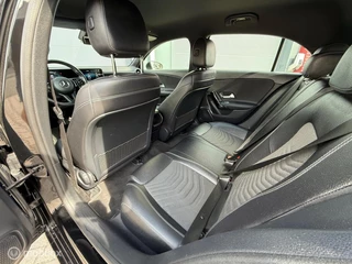 Mercedes-Benz A-Klasse Mercedes A-klasse 220 Premium Plus AMG optiek/LED/Clima/19