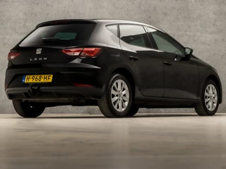SEAT Leon 150Pk Automaat (APPLE CARPLAY, NAVIGATIE, CAMERA, CLIMATE, KEYLESS, SPORTSTOELEN, GETINT GLAS, PARKEERSENSOREN, CRUISE, LM VELGEN, NIEUWSTAAT) - afbeelding nr 5