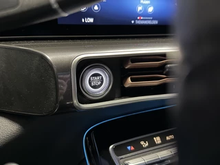 Mercedes-Benz EQC Mercedes-Benz EQC 400 4MATIC Business Solution AMG 80 kWh | Camera | Origineel NL - afbeelding nr 30
