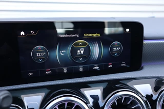Mercedes-Benz A-Klasse Mercedes-Benz A-Klasse 250 e Luxury Sfeer verlichting / Widescreen / Camera / Carplay / - afbeelding nr 25