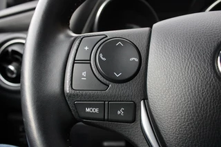 Toyota Auris Toyota Auris 1.8 Hybrid Dynamic | Navigatie | Clima | Camera - afbeelding nr 23