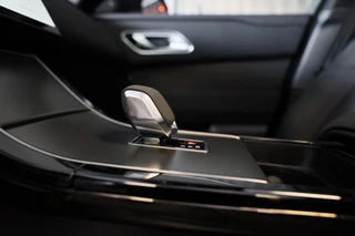 Land Rover Range Rover Velar Land Rover Range Rover Velar 2.0 P400e AWD Dynamic SE PHEV / New Model / Acc / Lane Assist / Dode Hoek / Leder / Open Panoramadak - afbeelding nr 11