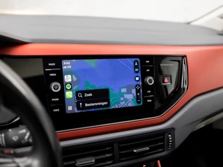 Volkswagen Polo Automaat (SCHUIFDAK, APPLE CARPLAY, GROOT NAVI, CLIMATE, BEATS AUDIO, LEDER, SPORTSTOELEN, GETINT GLAS, LM VELGEN, DAB+, ADAPTIVE CRUISE, NIEUWE APK, NIEUWSTAAT) - afbeelding nr 25