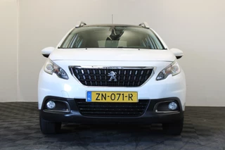 Peugeot 2008 Peugeot 2008 1.2 PureTech Blue Lion |Pano|Trekhaak| - afbeelding nr 2