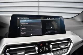 BMW X3 BMW X3 xDrive30e M Sport | Panoramadak | 21'' Velgen | Camera | CarPlay | Head-Up | Stoelverwarming | Sfeerverlichting | - afbeelding nr 15