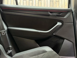 Škoda Kodiaq Skoda Kodiaq 1.5 TSI Sportline Automaat | Trekhaak uitklapbaar | Navigatiesysteem | Stoelverwarming | Stuurverwarming | Getint glas | Cruise control | 20 inch lichtmetalen velgen | Achteruitrijcamera | Parkeersensoren voor en achter - afbeelding nr 49
