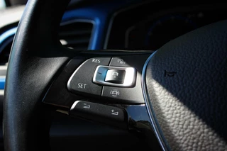 Volkswagen T-Roc Volkswagen T-Roc 1.5 TSI Sport // Trekhaak - Camera - Virtual Cockpit - Stoelverwarming - Navi - 19 inch - afbeelding nr 21