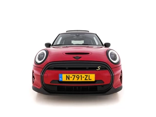 MINI Electric (INCL-BTW) Aut. *PANO | FULL-LEATHER | FULL-LED | HARMAN/KARDON-SOUND | KEYLESS | CAMERA | SPORT-SEATS | NAVI-FULLMAP  | ECC | HEATED-SEATS | AMBIENT-LIGHT | DAB | DIGI-COCKPIT | PDC | 17