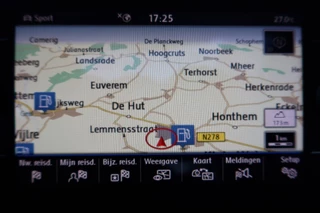 Volkswagen T-Roc Volkswagen T-Roc 1.5 TSI Sport 150pk NAVI, Camera, Schuif/kanteldak, Stoelverwarming - afbeelding nr 11
