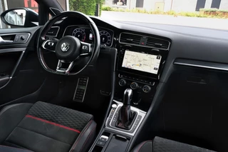 Volkswagen Golf Volkswagen Golf 2.0 TSI GTI Perf. 349Pk, Pano, Rotiform, UNIEK! - afbeelding nr 2