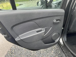 Dacia Sandero Dacia Sandero 0.9 TCe Lauréate, 17 inch nieuwe velgen en banden - afbeelding nr 23