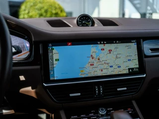 Porsche Cayenne Porsche Cayenne 3.0 E-Hybrid|PANO|SPORT CHRONO|360°|ACC|22'' - afbeelding nr 20