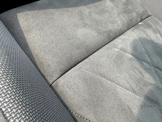 Volkswagen Golf Volkswagen Golf 1.5 eTSI Life Business | Apple Carplay | Elek. stoelen | Draadloze tel. lader - afbeelding nr 24
