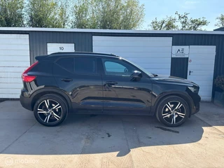 Volvo XC40 Volvo XC40 2.0 B4 AWD R-Design/PANO/AUT/CAMERA/VOL OPTIES! - afbeelding nr 6