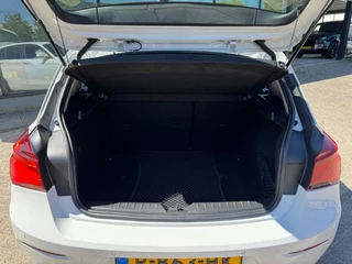 BMW 1 Serie BMW 1 Serie 118i M-Sport | LED | 5-DR | CLIMATE CONTROL | STOELVERW. - afbeelding nr 9