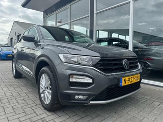 Volkswagen T-Roc Volkswagen T-Roc 1.0 TSI Style | Adaptive Cruise Control | Climate Control | Navi | PDC | Trekhaak | Apple Carplay/Android Auto | - afbeelding nr 23