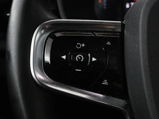 Polestar 2 Polestar 2 Long Range Dual Motor Launch Edition 78kWh |  Panoramadak | Trekhaak | Stoel & stuurverwarming | 360 camera | Adaptive cruise | Harman/Kardon | Carplay - afbeelding nr 17