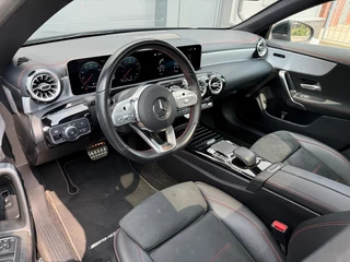 Mercedes-Benz CLA Mercedes CLA-klasse 180 AMG-Line|Pano|CarPlay|Widescreen - afbeelding nr 12