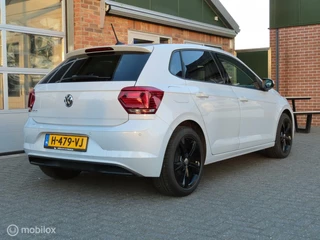 Volkswagen Polo Volkswagen Polo 1.0 TSI Highline/Automaat/virtueel/carplay/pdc/nav/17