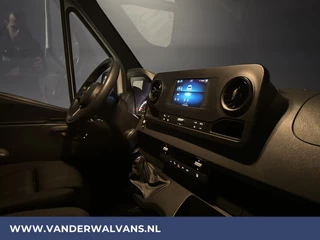 Mercedes-Benz Sprinter Mercedes-Benz Sprinter 314 CDI 143pk L2H2 Euro6 Airco | Camera | Navigatie | Apple Carplay | Android Auto Bijrijdersbank - afbeelding nr 14