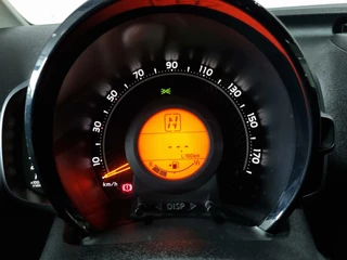 Toyota Aygo Toyota Aygo 1.0 VVT-i x-play / Automaat / Apple Carplay/Android-Auto / Airco - afbeelding nr 52