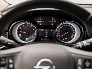 Opel Astra Opel Astra Sports Tourer 1.2 Sport (APPLE CARPLAY, NAVIGATIE, CLIMATE, CAMERA, ADAPTIVE CRUISE, SPORTSTOELEN, GETINT GLAS, LEDER, TREKHAAK, NIEUWSTAAT) - afbeelding nr 22