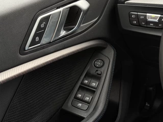 BMW 1 Serie BMW 1-serie 118i M-Sport | Leder | Apple Carplay | Live Cockpit | - afbeelding nr 39