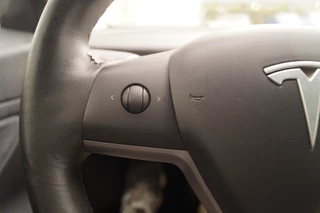 Tesla Model 3 - afbeelding nr 18