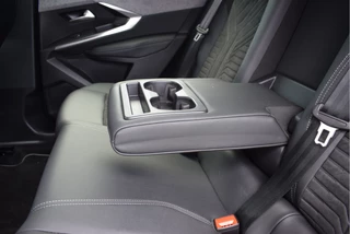 Peugeot 3008 Peugeot 3008 1.2 Hybrid 136 GT | 360° Camera | Elektrische Kofferklep | Stoelverwarming - afbeelding nr 22