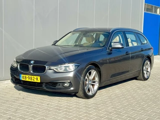 BMW 3 Serie BMW 3-serie Touring 318i Centennial High Executive - afbeelding nr 1