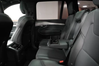 Volvo XC90 Volvo XC90 2.0 T8 Recharge AWD R-Design 7Pers|Pano|Memory|Trekhaak - afbeelding nr 61