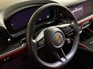 Porsche Cayenne Porsche Cayenne Coupé 3.0 E-Hybrid | Sport chrono | Pano | 360 camera | Luchtvering | Stoelverkoeling - afbeelding nr 21