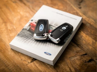 Ford Mondeo Ford Mondeo Wagon 1.5 ST Line 161Pk (APPLE CARPLAY, GROOT NAVI, STOELVERWARMING, GETINT GLAS, SPORTSTOELEN, TREKHAAK, PARKEERSENSOREN, NIEUWE APK, NIEUWSTAAT) - afbeelding nr 17