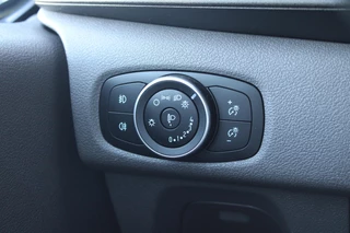 Ford Transit Custom Ford Transit Custom 310 2.0 TDCI L1H1 Sport DC  | 170pk | Dubbele Cabine | Trekhaak | Xenon Koplampen | Navigatiesysteem | Camera - afbeelding nr 20