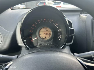 Toyota Aygo Toyota Aygo 1.0 VVT-i x-play - afbeelding nr 11