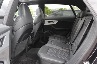 Audi Q8 Audi Q8 55 TFSI e quattro Pro Line S / Vol opties!! / Trekhaak / Panoramadak / 360Camera / Head-up / 22'' / Softclose / B&O / Luchtvering / Keyless / Stuurverwarming / Sfeerverlichting / Stoelventilatie + verwarming / Dodehoek / - afbeelding nr 11