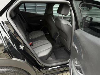 Peugeot e-2008 Peugeot e-2008 EV Allure Pack 50 kWh SOH 97% 360 Camera Navi - afbeelding nr 19