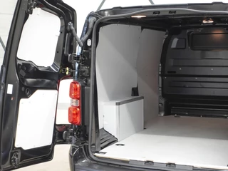 Peugeot Expert Peugeot Expert 2.0 BlueHDI 145PK L3 Automaat Airco Navigatie Trekhaak Cruise Control - afbeelding nr 10