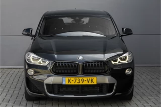 BMW X2 BMW X2 sDrive20i M-Sport High Ex Shadow Navi Trekhaak 19