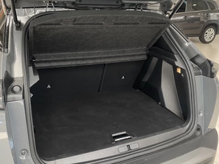 Peugeot 2008 Peugeot 2008 1.2 Hybrid 136PK GT Aut. Pano-Schuifdak, Adaptieve Cruise Contro - afbeelding nr 8