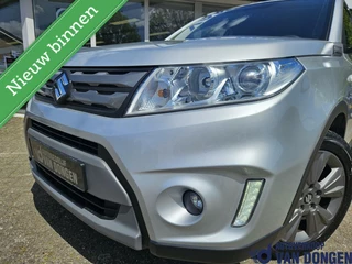 Suzuki Vitara Suzuki Vitara 1.6 Exclusive | Automaat | Slechts 35.500 KM! | Carplay / Navi - afbeelding nr 3